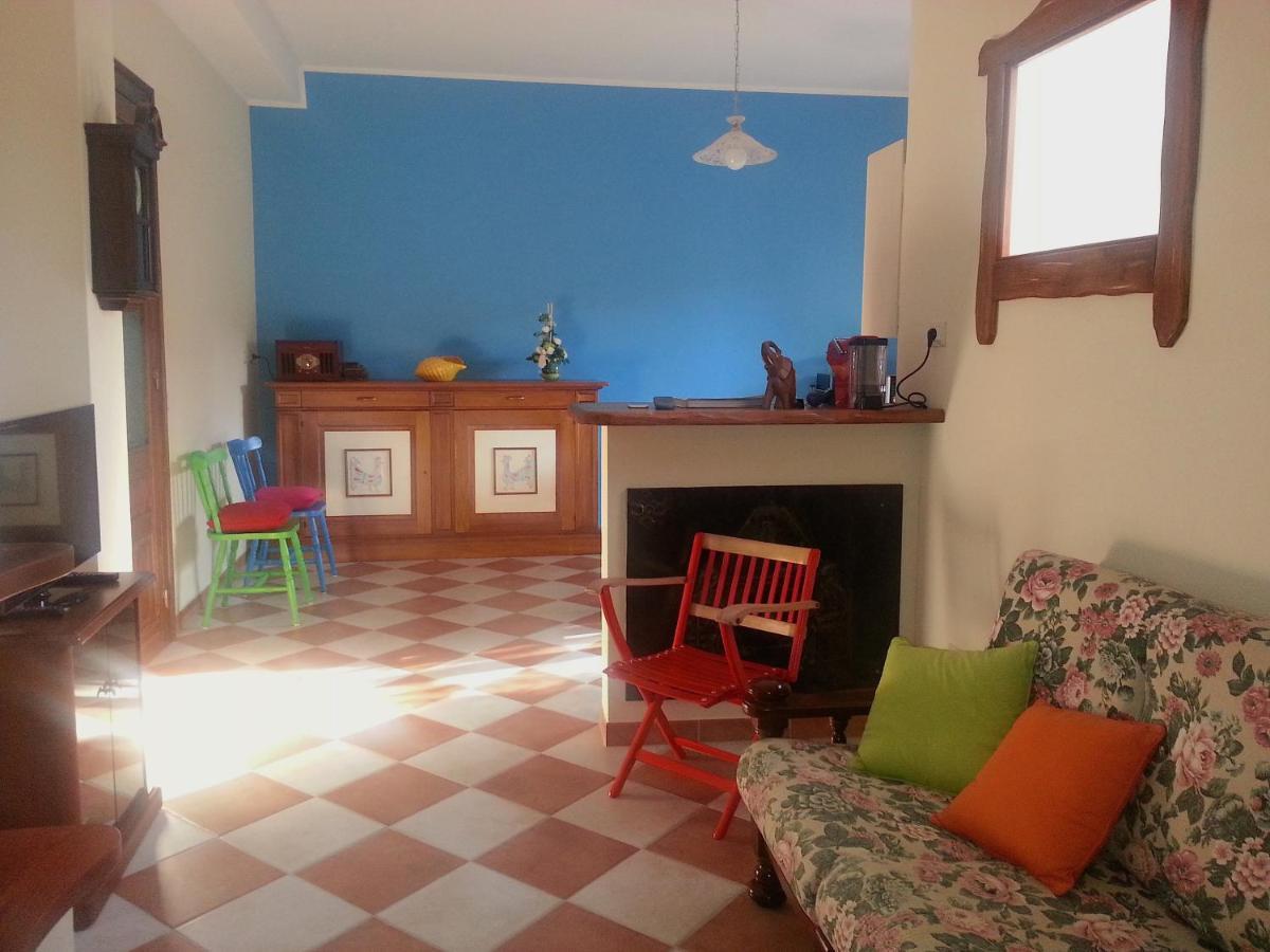 Casa Ondina Ussana - Giardino, Wi-Fi, Aria Condizionata Apartment Bagian luar foto